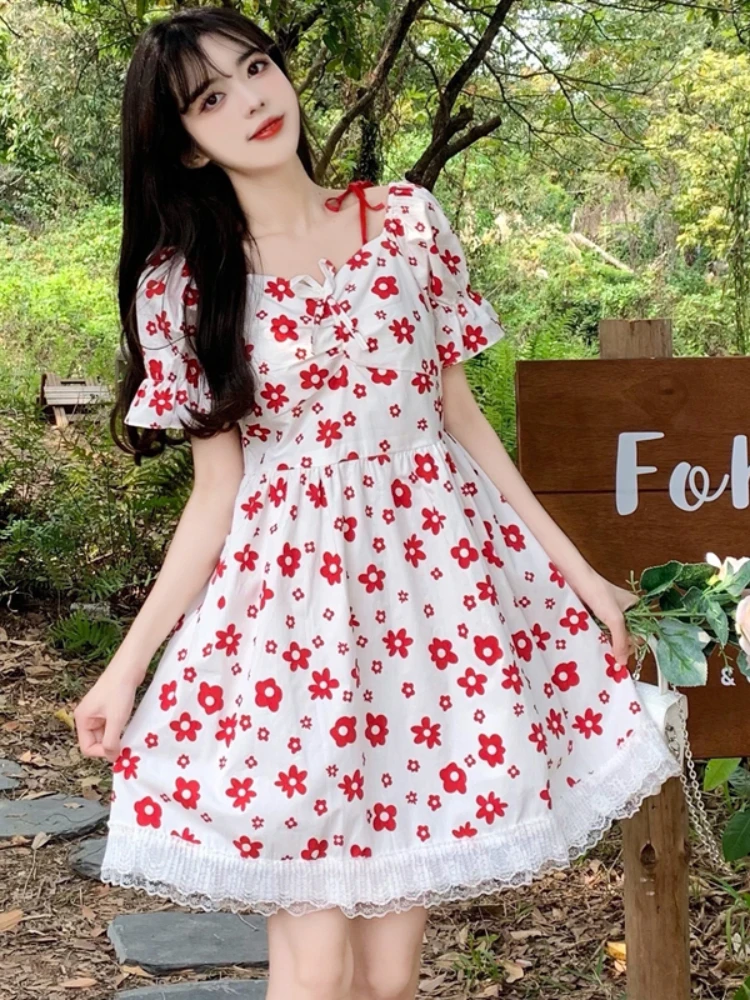 Summer New Lace Bandage Dress Women High Waist Sweet Floral Puff Sleeve Maxi Dresses Woman
Summer New Lace Bandage Dress Women High Waist Sweet Floral Puff Sleeve Maxi Dresses Woman