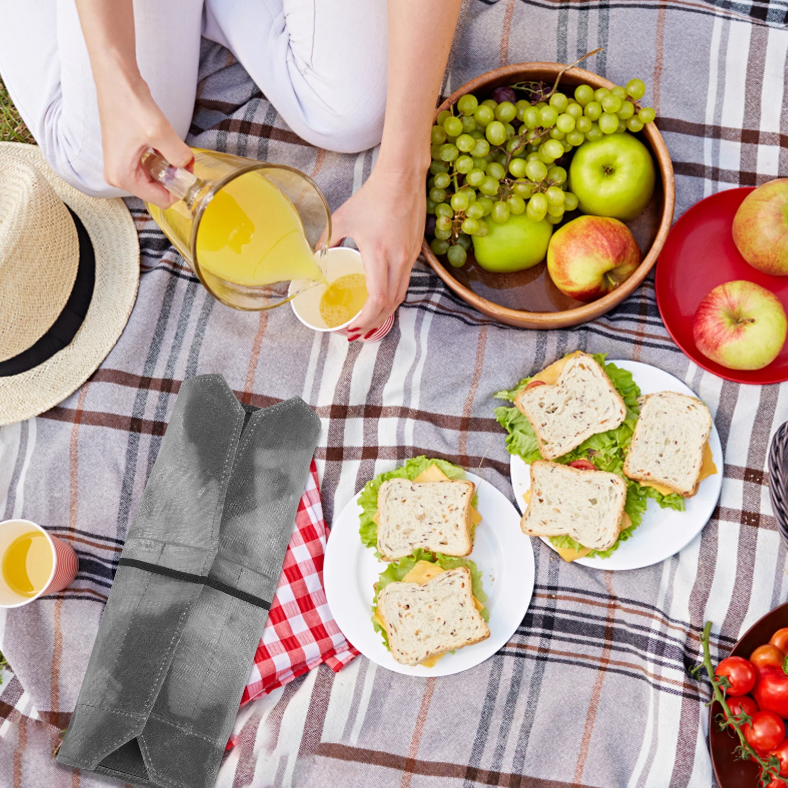 Portable Canvas Cutlery Storage Bag Outdoor Camping Kitchen Utensil ganizer Tool Carrier Reusable Lightweight for Home
Portable Canvas Cutlery Storage Bag Outdoor Camping Kitchen Utensil ganizer Tool Carrier Reusable Lightweight for Home