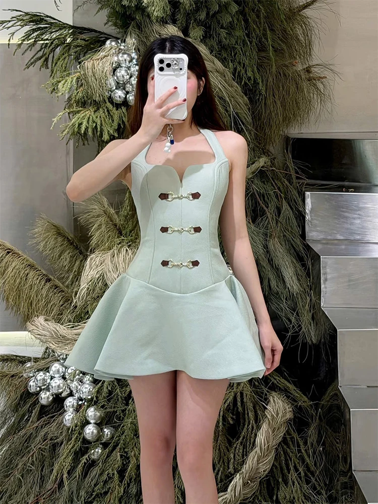 French Style Backless Neck Hanging Metal Buckle Women's Dress Slimming Waist A-Line Skirt Polyester Fiber Summer Dress
French Style Backless Neck Hanging Metal Buckle Women's Dress Slimming Waist A-Line Skirt Polyester Fiber Summer Dress