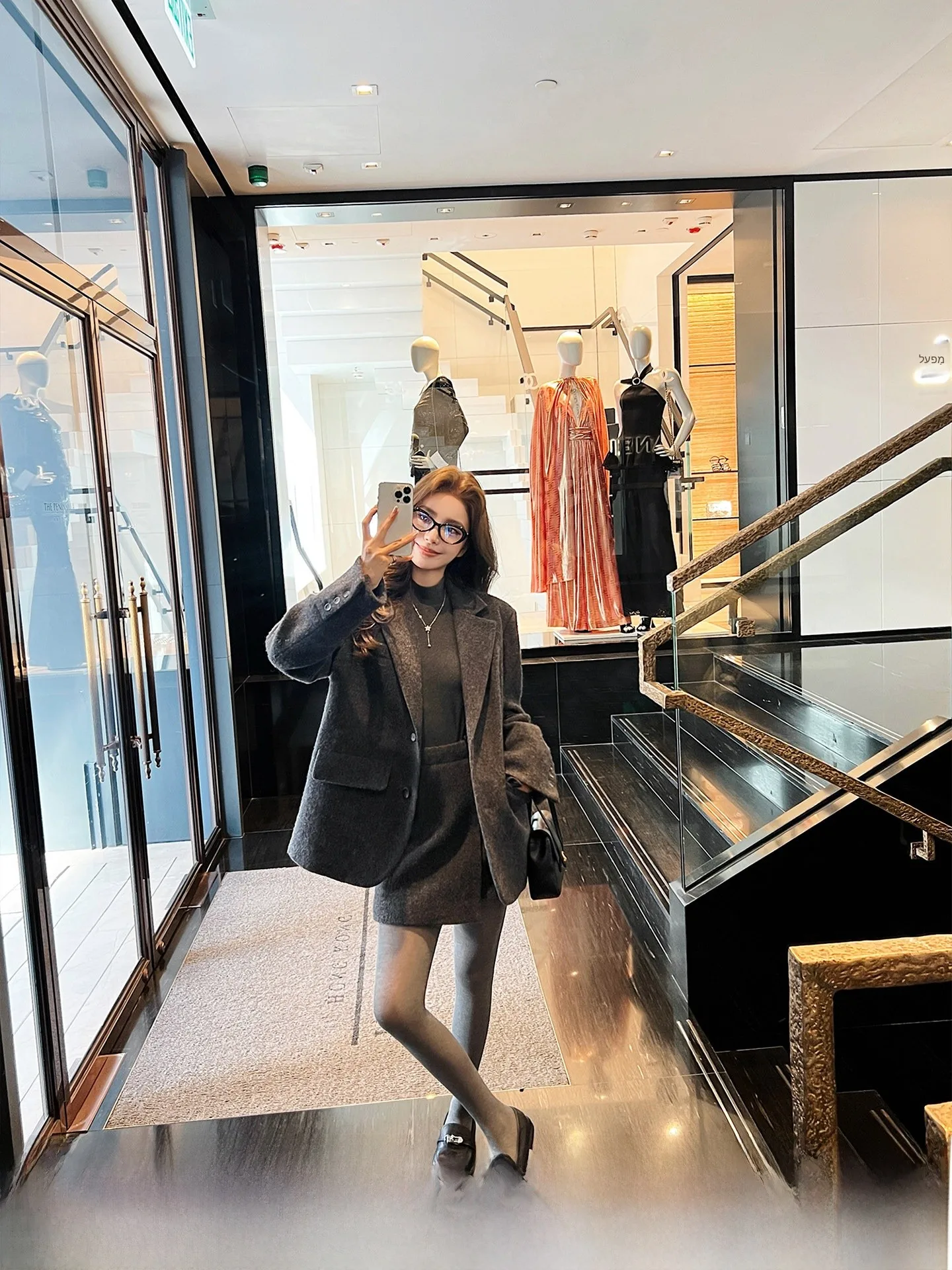 LILYLIKES Korean Style Casual Woolen Suit Jacket And Half Skirt Two Piece Set for Women Winter Fashion Ensemble
LILYLIKES Korean Style Casual Woolen Suit Jacket And Half Skirt Two Piece Set for Women Winter Fashion Ensemble