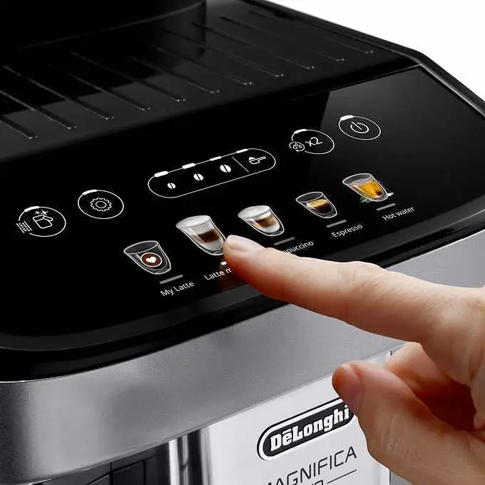 Magnifica Evo Automatic Espresso & Cappuccino Machine with Latte Crema System, 9.45 in. x 17.32 in. x 14.17 in., Chrome
Magnifica Evo Automatic Espresso & Cappuccino Machine with Latte Crema System, 9.45 in. x 17.32 in. x 14.17 in., Chrome