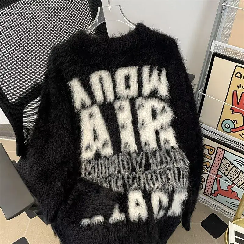 Американский свитер из норки с вышивкой, свободный крой, круглый вырез, в университетском стиле, для пар, модный, вязаный, базовый, молодежный, стильный.
Американский свитер из норки с вышивкой, свободный крой, круглый вырез, в университетском стиле, для пар, модный, вязаный, базовый, молодежный, стильный.