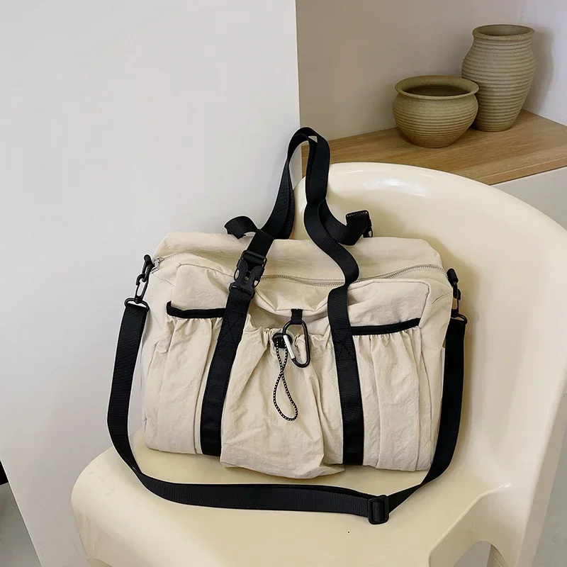 Hot Sale Nylon High Quality Simple Shoulder Bags Zipper Youth Travel Bags for Women 2024 Fashion Basic Style New Bolso Mujer
Hot Sale Nylon High Quality Simple Shoulder Bags Zipper Youth Travel Bags for Women 2024 Fashion Basic Style New Bolso Mujer