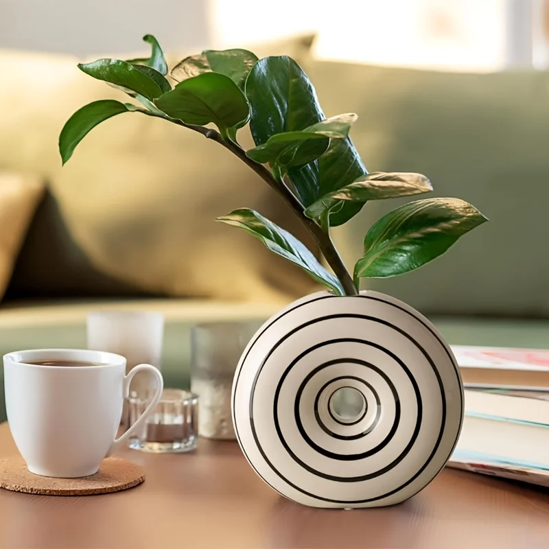 European Ceramic Vase Handmade Vintage Home Decor for Living Room Dried Flower Arrangement
European Ceramic Vase Handmade Vintage Home Decor for Living Room Dried Flower Arrangement