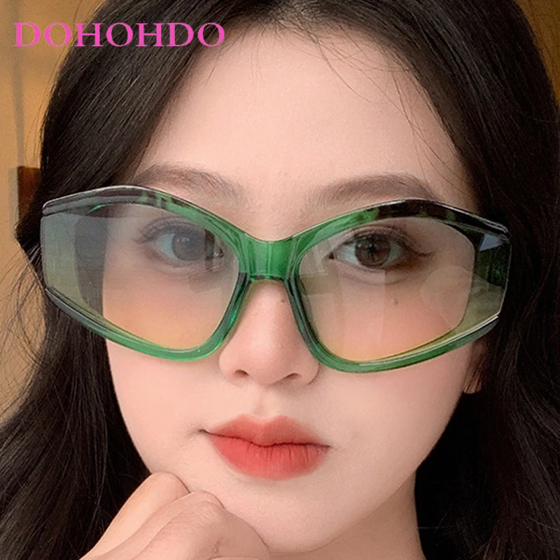 New Y2K Cat Eye Women Sunglasses Trendy Luxury Design Candy Colors Men Sunglass Outdoor Travel Shade Eyewear Ladies Lentes UV400
New Y2K Cat Eye Women Sunglasses Trendy Luxury Design Candy Colors Men Sunglass Outdoor Travel Shade Eyewear Ladies Lentes UV400