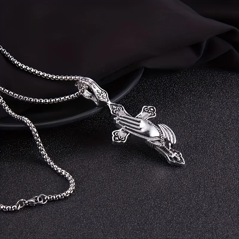 2pcs Retro Silvery Cross Necklace, Men's Fashionable Accessory - Trendy, Versatile, Ideal Father's Day Gift
2pcs Retro Silvery Cross Necklace, Men's Fashionable Accessory - Trendy, Versatile, Ideal Father's Day Gift