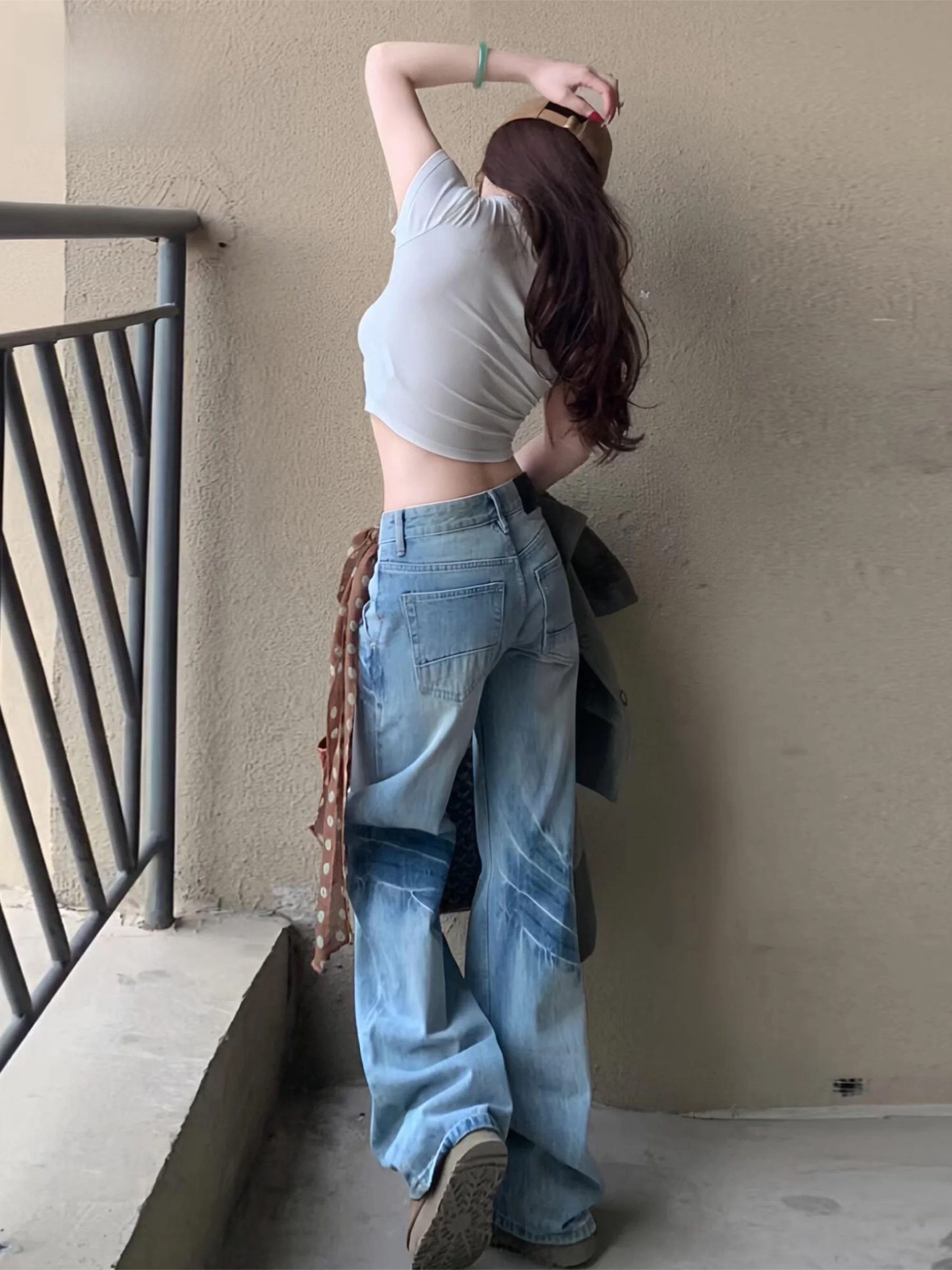 Retro Washed Low Rise Bell Bottom Jeans Women's Stylish Slimming Summer Hot Girl Denim Pants Casual Spring Season Ladies
Retro Washed Low Rise Bell Bottom Jeans Women's Stylish Slimming Summer Hot Girl Denim Pants Casual Spring Season Ladies