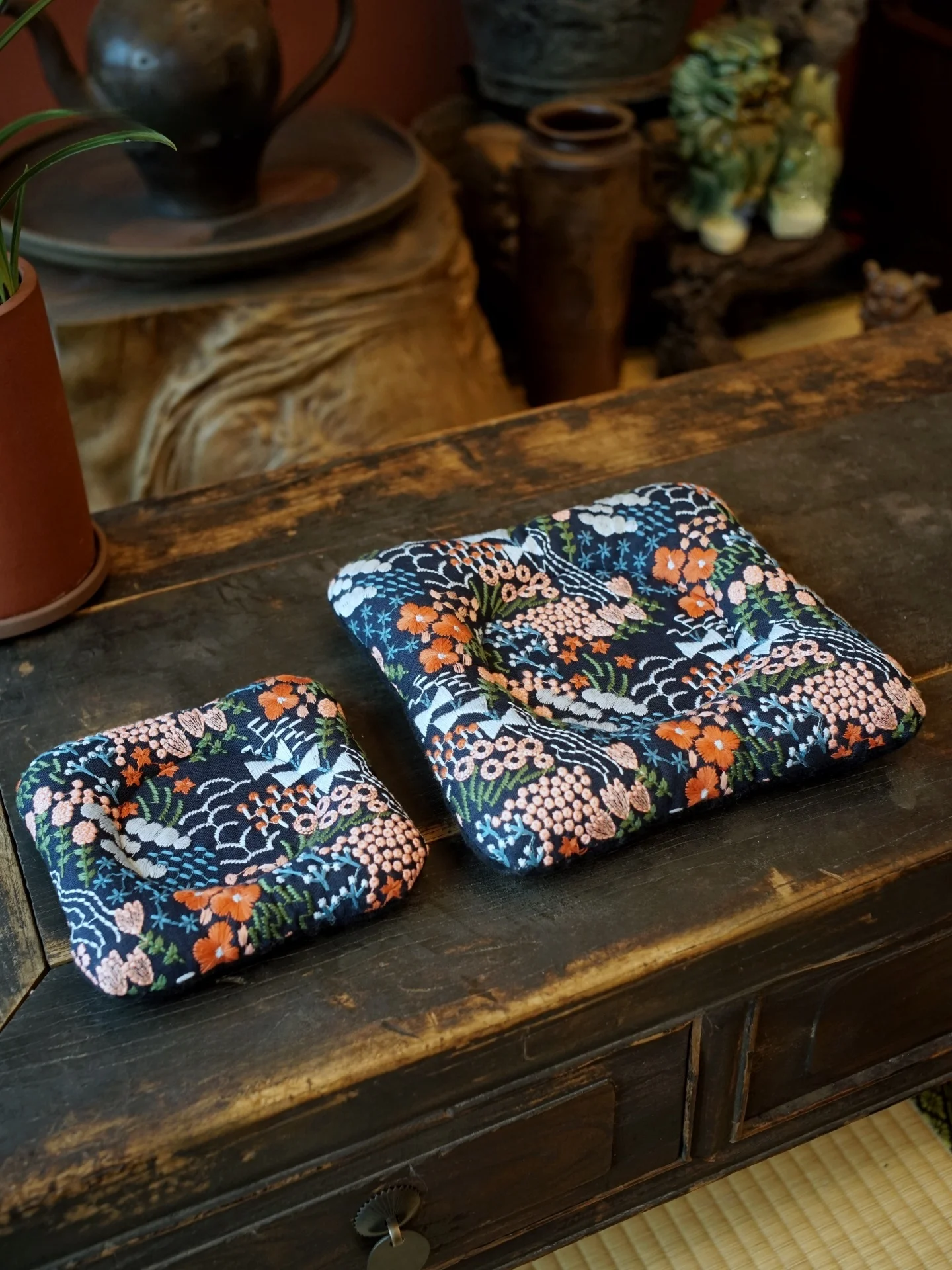 Original Design Tea Mat Tea Coaster Cotton Enhanced Blue Wreath Color Millennium l Tea Accories Tablecloth Home Fabric
Original Design Tea Mat Tea Coaster Cotton Enhanced Blue Wreath Color Millennium l Tea Accories Tablecloth Home Fabric