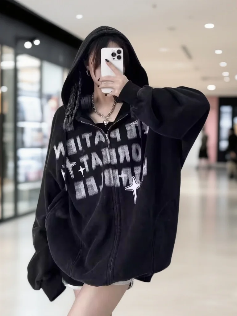 plus Size 300 Pou Faionable Letter Print Loose Hoodie American Sle Vintage High Street Trend Outerwear Women's Sweatirt
plus Size 300 Pou Faionable Letter Print Loose Hoodie American Sle Vintage High Street Trend Outerwear Women's Sweatirt