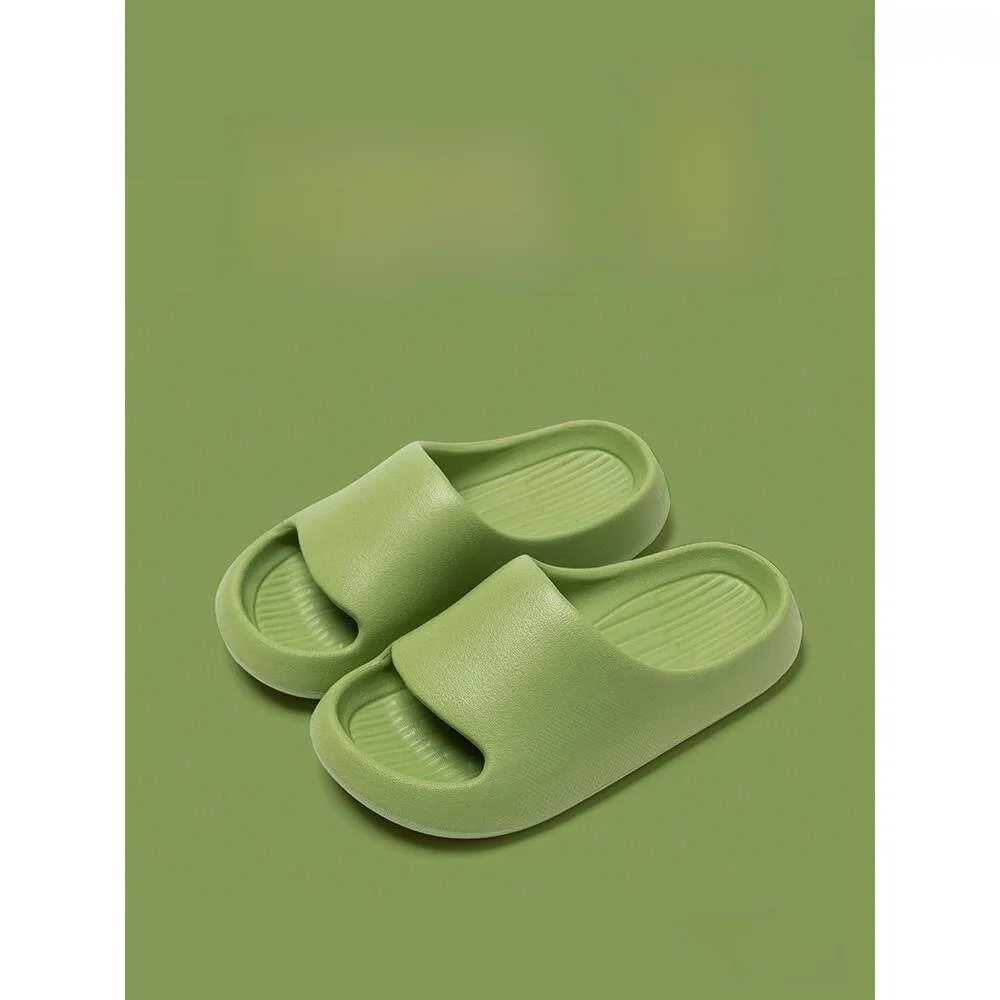 Children's Indoor Slippers Bathing Non-Slip Outdoor Wearable Parent-Child Comfortable EVA Foam Slippers for Boys And Girls
Children's Indoor Slippers Bathing Non-Slip Outdoor Wearable Parent-Child Comfortable EVA Foam Slippers for Boys And Girls