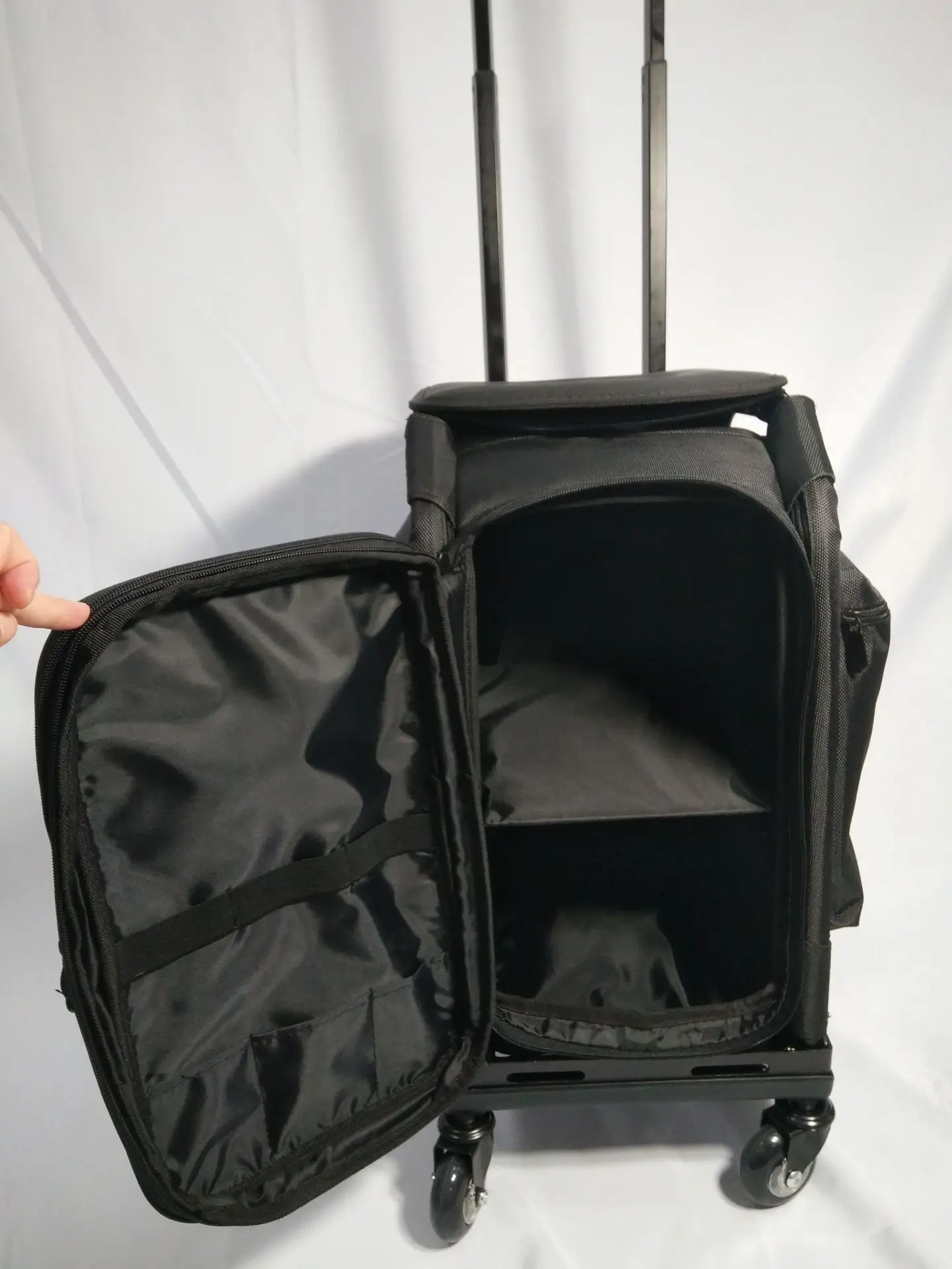 Skates storage box factory direct sales customized models sturdy and durable up the stairs out shopping cart cosmetics
Skates storage box factory direct sales customized models sturdy and durable up the stairs out shopping cart cosmetics