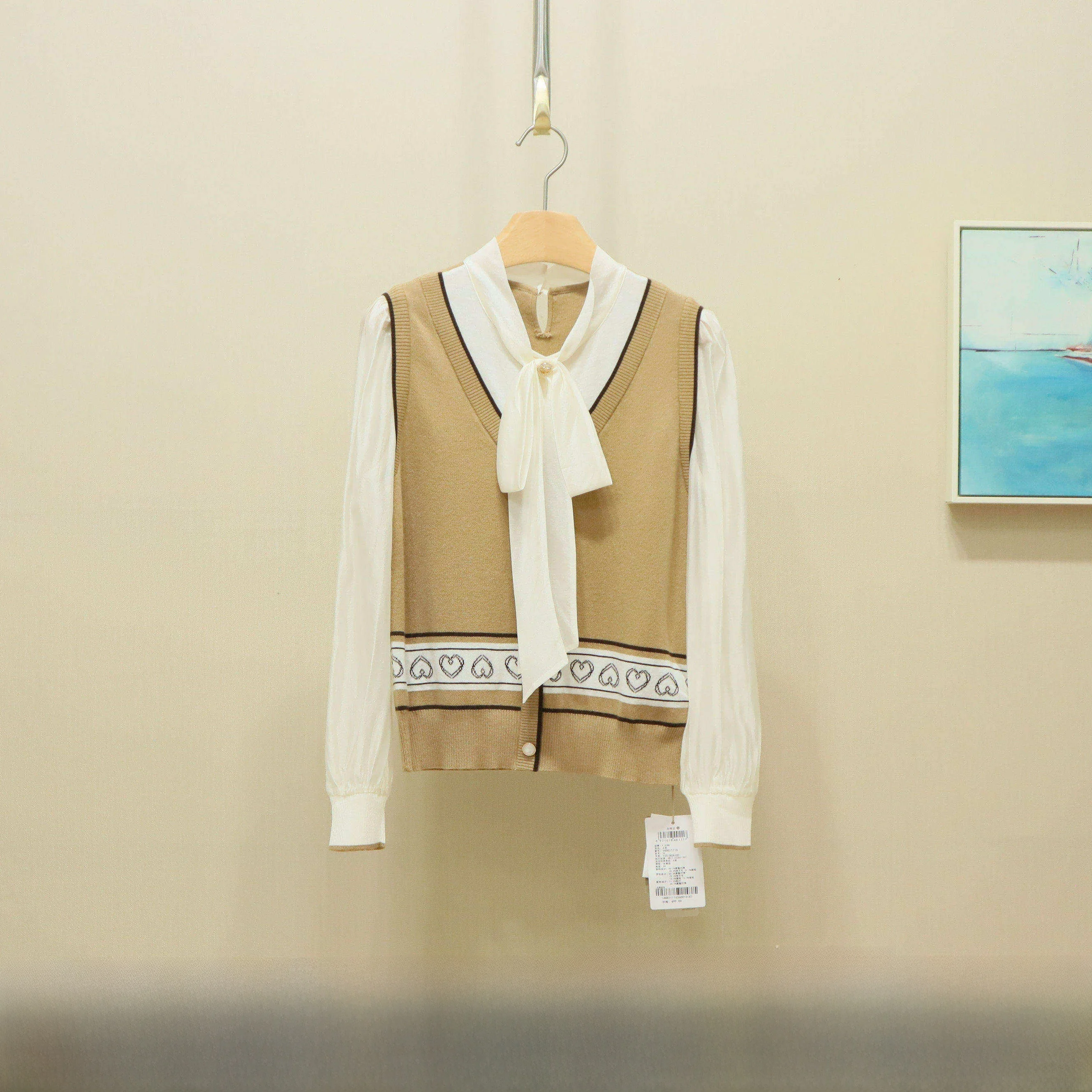 Spring New Sle Fake Two-Piece Blouse with Belt Design Women's Comfortable Breathable Loose Fit irt V-Ne Long Sve
Spring New Sle Fake Two-Piece Blouse with Belt Design Women's Comfortable Breathable Loose Fit irt V-Ne Long Sve