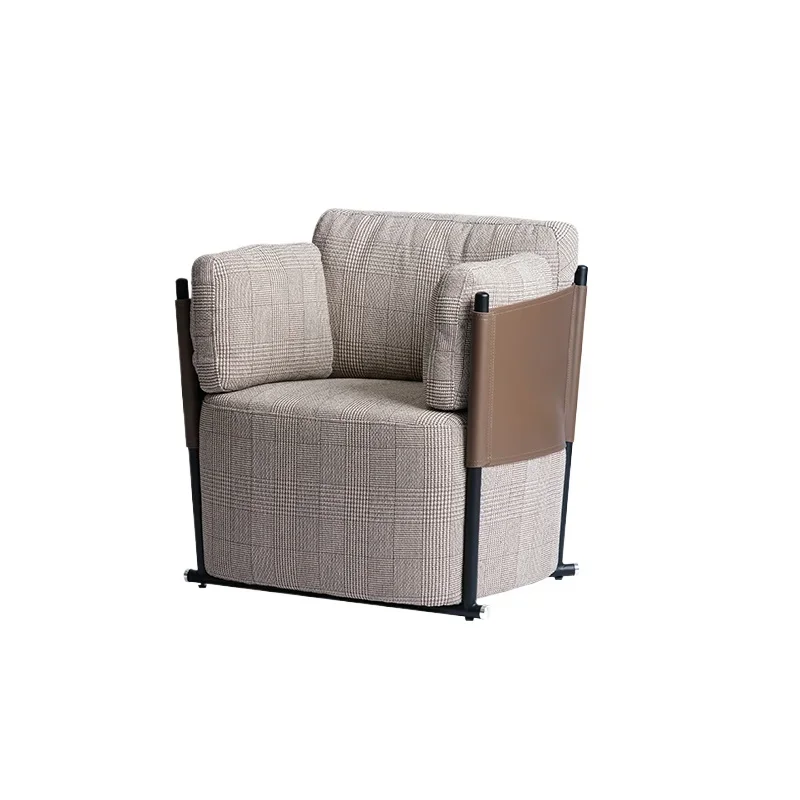 Down with leather tofu cubes wrapped single sofa
Down with leather tofu cubes wrapped single sofa