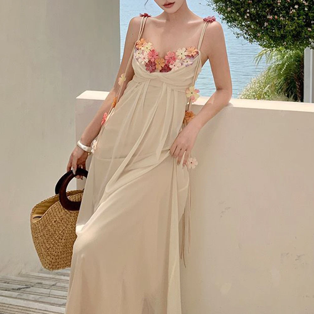 Rose flower suspender dress women's summer beautiful floral dress holiday wind seaside wear small fairy dress
Rose flower suspender dress women's summer beautiful floral dress holiday wind seaside wear small fairy dress