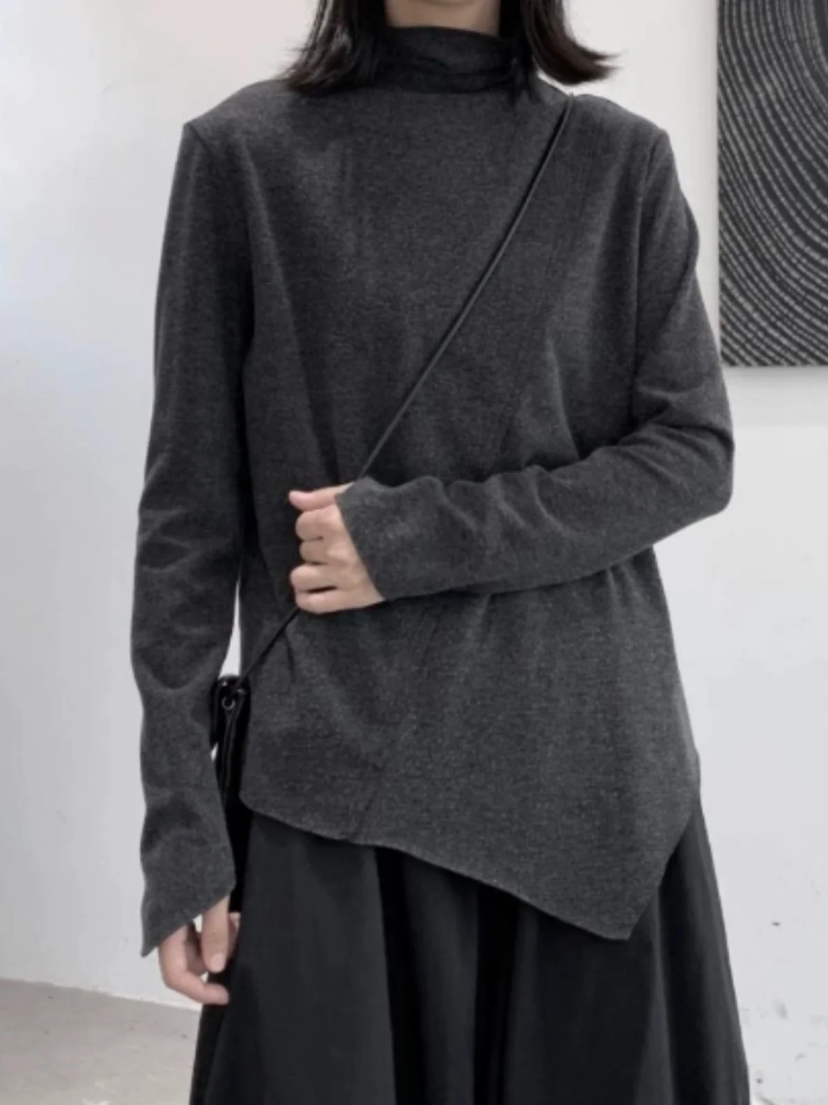 Dark Irregular High Collar Brushed Base Shirt Women's Cowl Neck Fashion Loose Casual T-shirt Women Autumn Winter Cotton Spandex
Dark Irregular High Collar Brushed Base Shirt Women's Cowl Neck Fashion Loose Casual T-shirt Women Autumn Winter Cotton Spandex