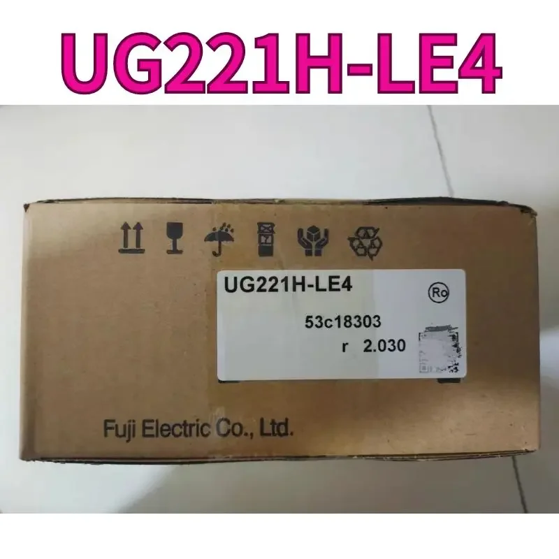 BC Совершенно новый сенсорный экран UG221H-LE4 поставляется с годовой гарантией и возможностью быстро доставки.
BC Совершенно новый сенсорный экран UG221H-LE4 поставляется с годовой гарантией и возможностью быстро доставки.