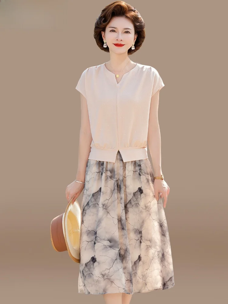 Summer Outfit Set 2025 New Sle Mid-aged Women's ort Sve T-irt f Skirt Top Two-piece Set Faionable Loose Fit Pol...
Summer Outfit Set 2025 New Sle Mid-aged Women's ort Sve T-irt f Skirt Top Two-piece Set Faionable Loose Fit Pol...