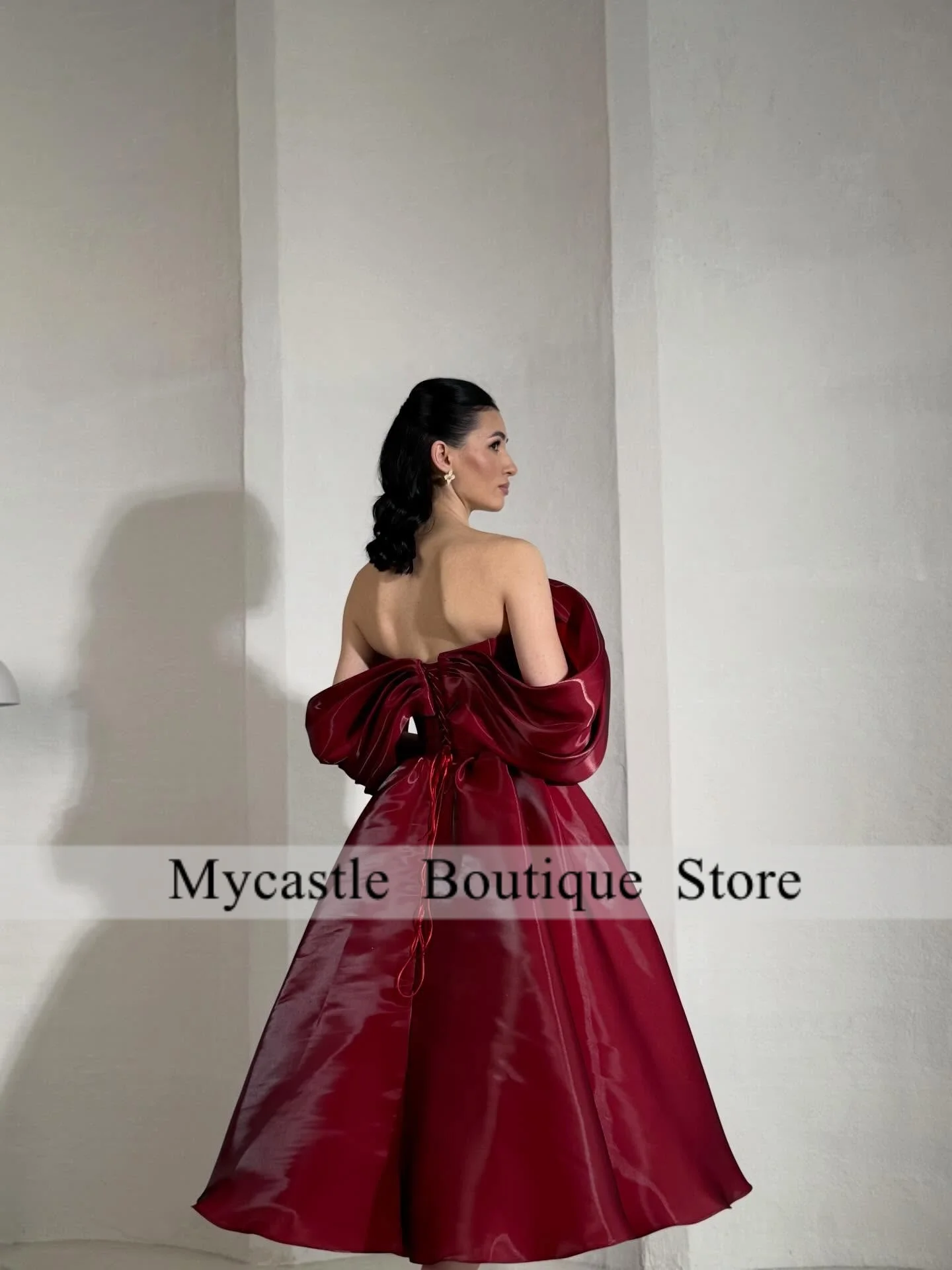 Wine Red Off The Shoulder Satin Midi Prom Dresses Corset A-Line Homecoming Party Gown For Teens 2026 Evening Gowns Customized
Wine Red Off The Shoulder Satin Midi Prom Dresses Corset A-Line Homecoming Party Gown For Teens 2026 Evening Gowns Customized