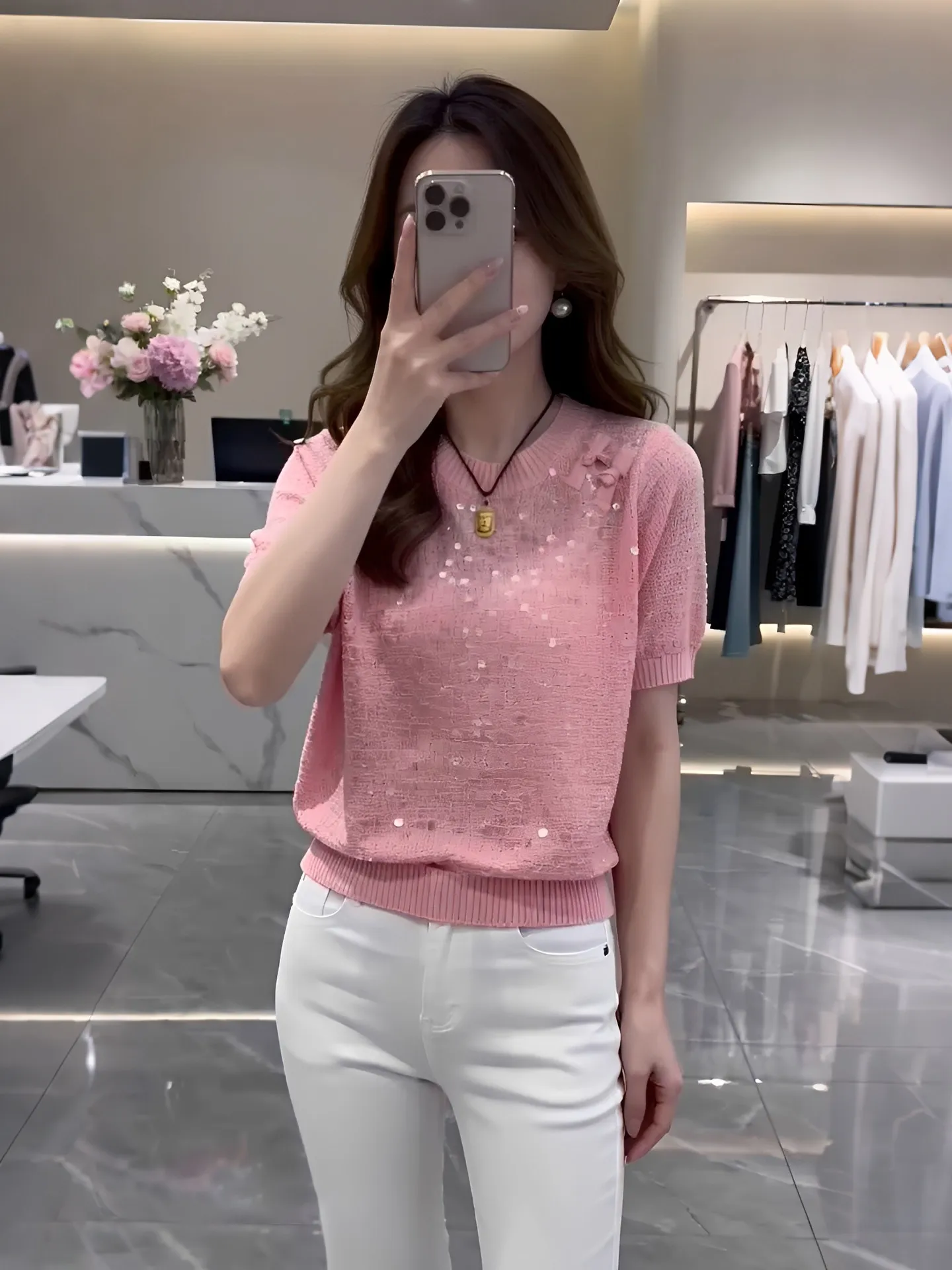 Retro Elegant Knitted Short Sleeve T-Shirt Women's Summer Commute Versatile Shiny Thread Top Breathable round Neck Casual Wear
Retro Elegant Knitted Short Sleeve T-Shirt Women's Summer Commute Versatile Shiny Thread Top Breathable round Neck Casual Wear