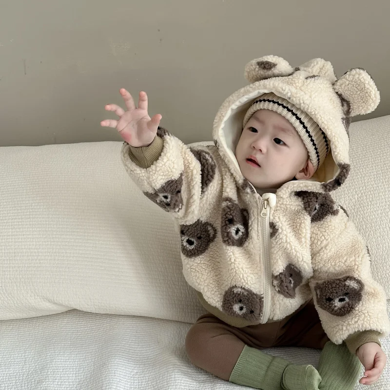 Children's Winter Hooded Set Thickened Baby Bear Head Print Plush Jacket Boys' Clothing Baby Winter Outfit
Children's Winter Hooded Set Thickened Baby Bear Head Print Plush Jacket Boys' Clothing Baby Winter Outfit
