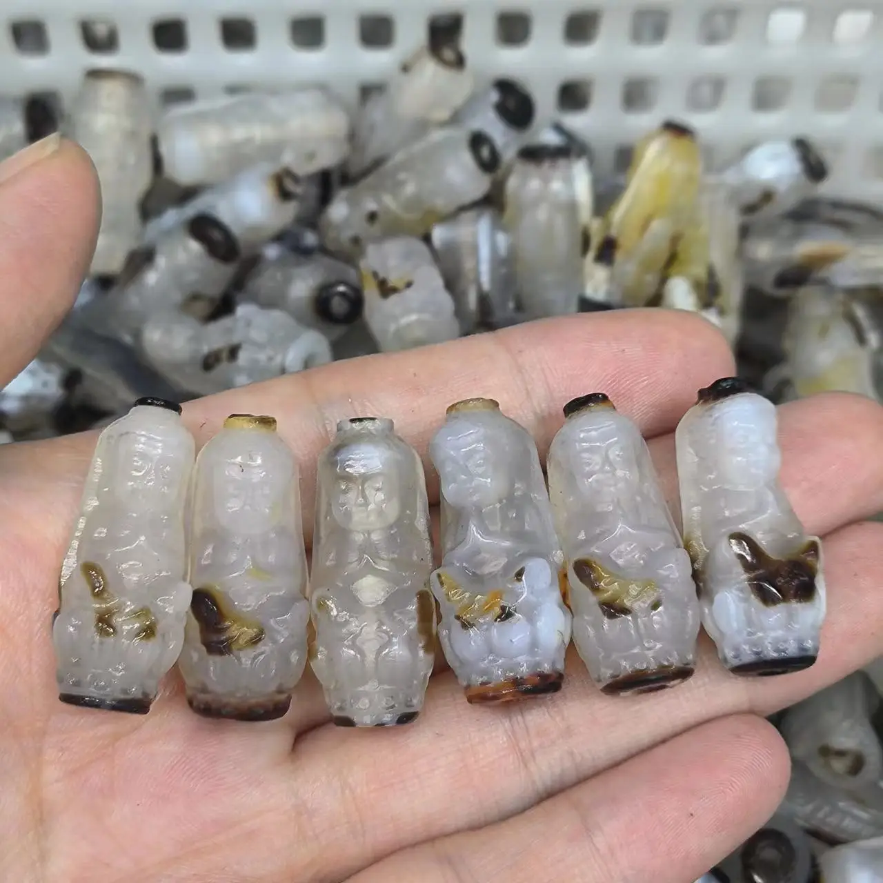 1pcs/lot Natural Old Dzi Beads Agate carving Pendant Beads shakyamuni gray diy bracelet necklace accessories gem jewelry amulet
1pcs/lot Natural Old Dzi Beads Agate carving Pendant Beads shakyamuni gray diy bracelet necklace accessories gem jewelry amulet