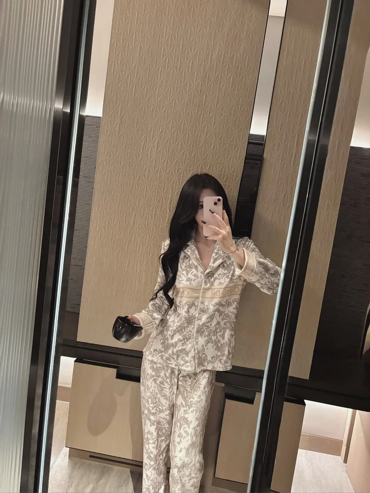Long Sleeve Sleepwear Set Soft Polyester Blend Thermal Insulation Printed LadyAllure Home Clothes for Women Winter Use
Long Sleeve Sleepwear Set Soft Polyester Blend Thermal Insulation Printed LadyAllure Home Clothes for Women Winter Use