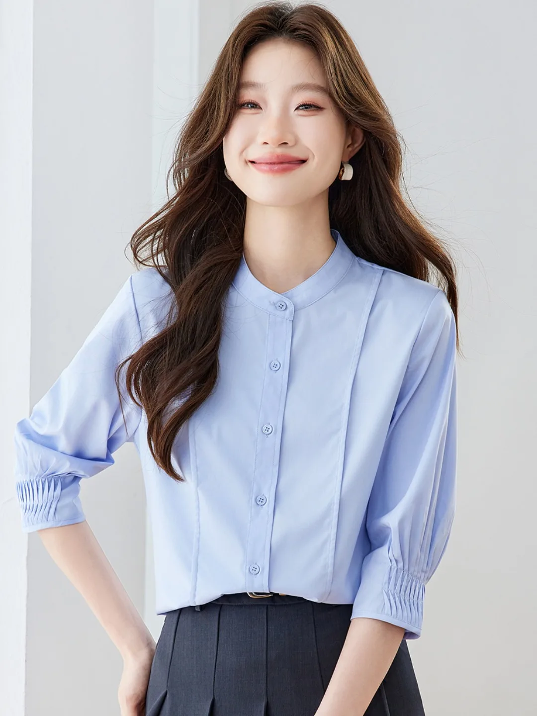 Elegant Blue Shirt Women's Summer Short Sleeve Professional Interview Casual Commute Workwear Formal Business Shirt
Elegant Blue Shirt Women's Summer Short Sleeve Professional Interview Casual Commute Workwear Formal Business Shirt