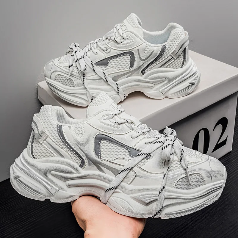 Мужские модные кроссовки на шнуровке с круглым носком, на толстой подошве, однотонные, больших размеров, на все сезоны, увеличивающие рост
Мужские модные кроссовки на шнуровке с круглым носком, на толстой подошве, однотонные, больших размеров, на все сезоны, увеличивающие рост