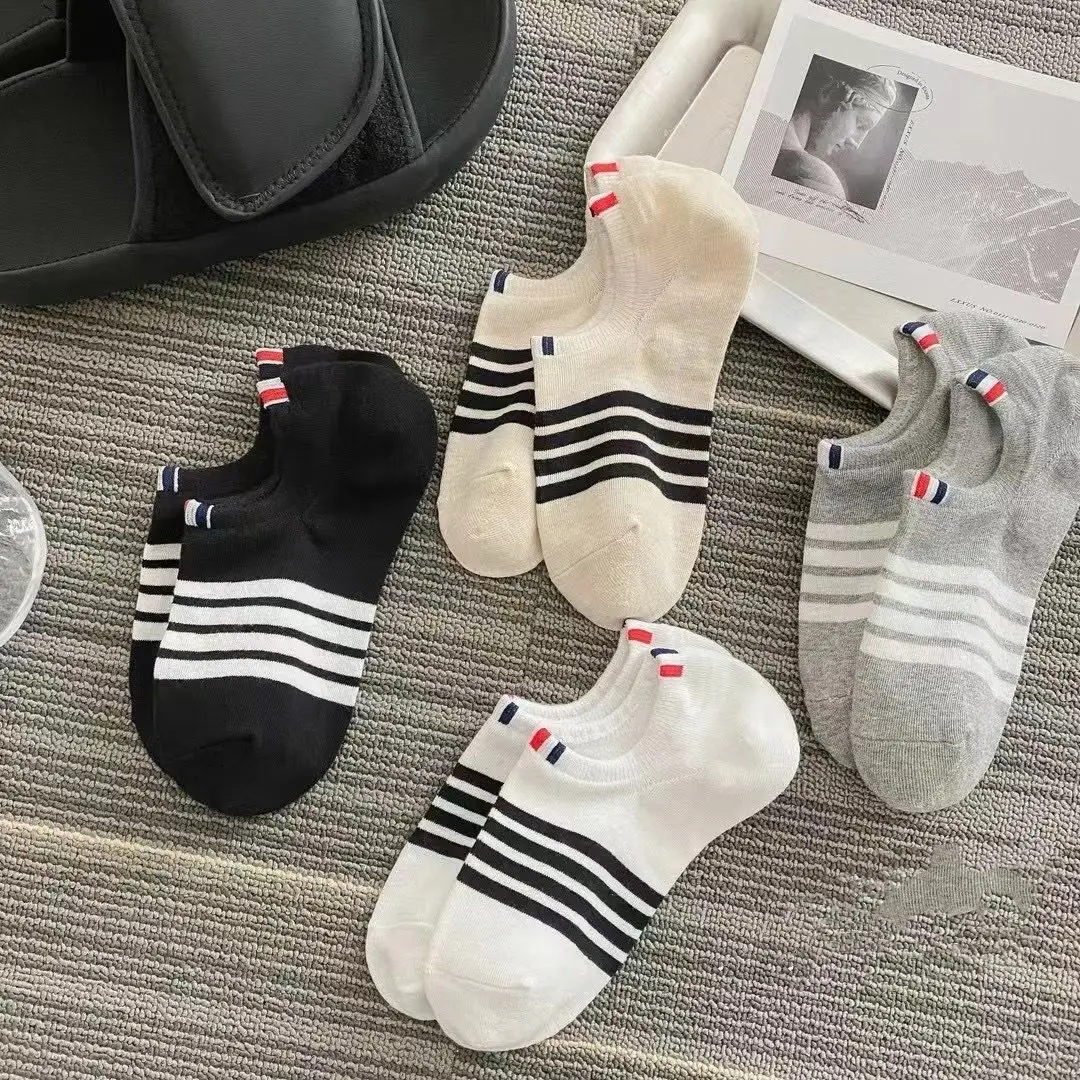 Summer socks with shallow mouth, short tube, breathable, invisible boat socks,women's socks, short socks, sweat proof
Summer socks with shallow mouth, short tube, breathable, invisible boat socks,women's socks, short socks, sweat proof