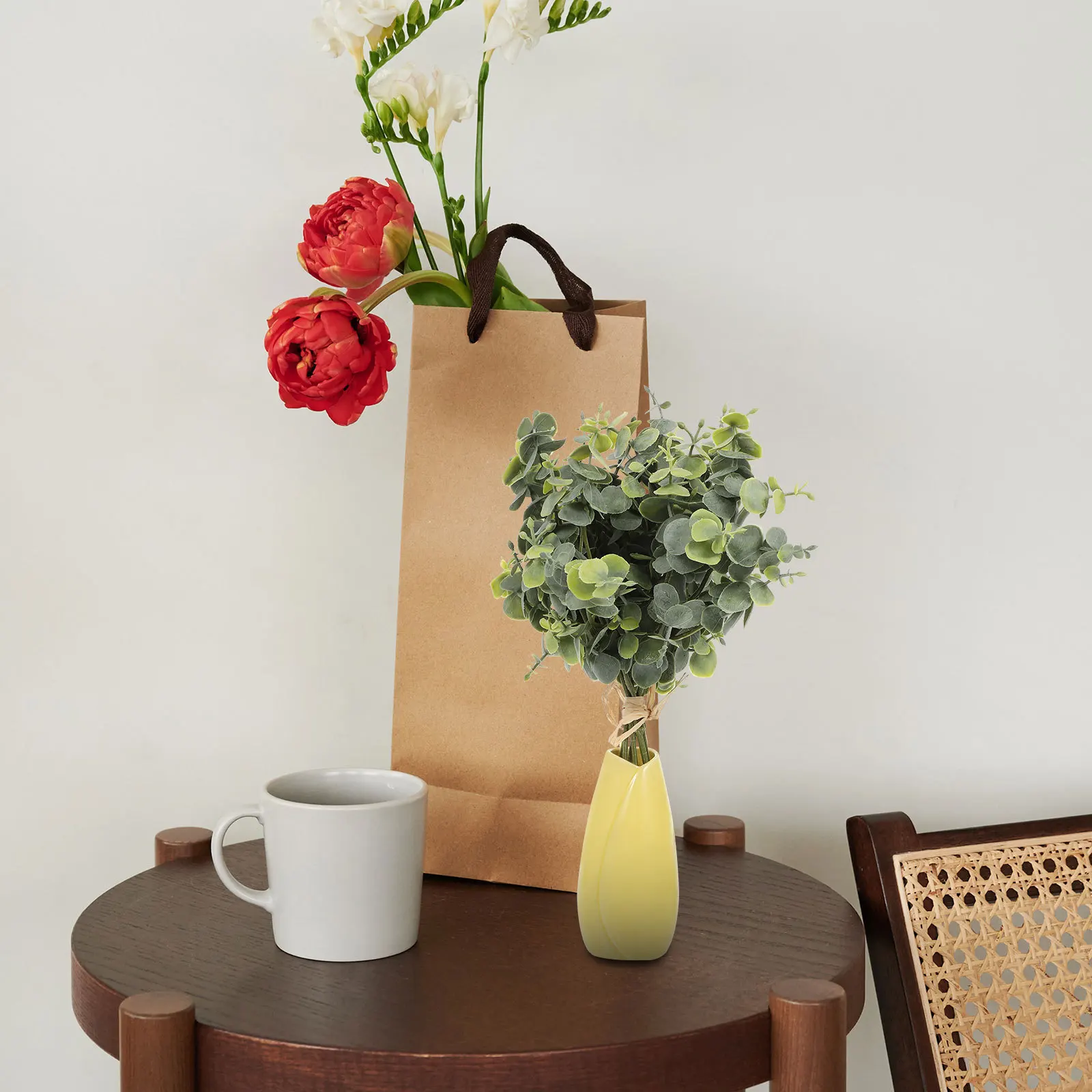 6 Pcs Simulated Eucalyptus Ornaments Fake Leaves Branches for Decoration Greenery Garland Stems Decorations Faux
6 Pcs Simulated Eucalyptus Ornaments Fake Leaves Branches for Decoration Greenery Garland Stems Decorations Faux