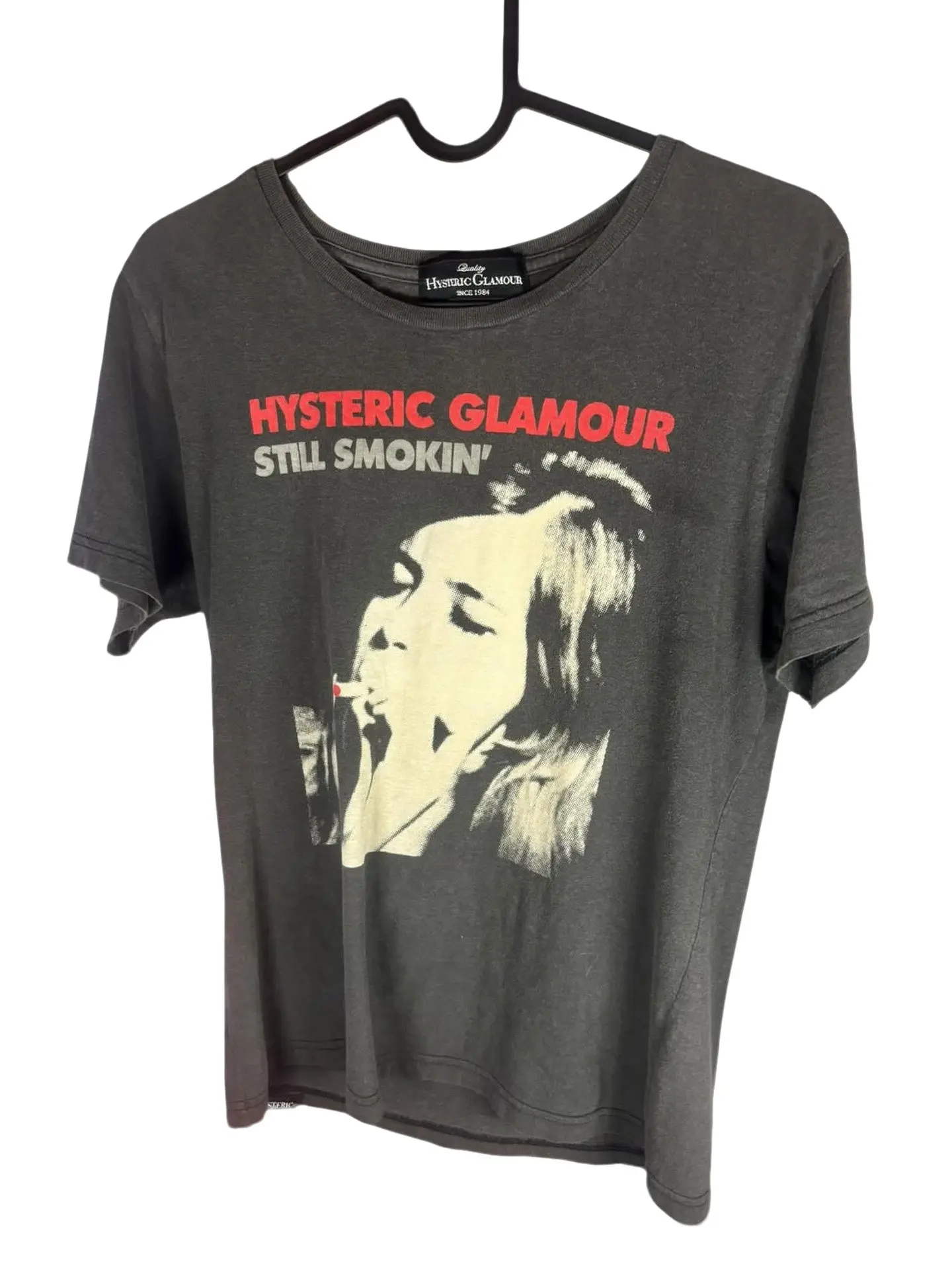 HystericGlamour Hysterical Vision Rare Smoking Girl Print Short Sleeve T-Shirt
HystericGlamour Hysterical Vision Rare Smoking Girl Print Short Sleeve T-Shirt