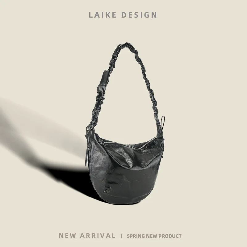 Bag women's new first-layer cowhide dumpling bag lazy wind single shoulder leather women's bag simple versatile commuter
Bag women's new first-layer cowhide dumpling bag lazy wind single shoulder leather women's bag simple versatile commuter