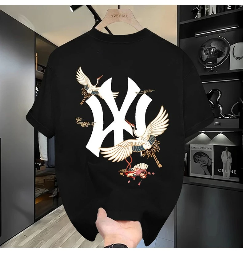 Summer Bestseller Swan-patterned Printed Short-sleeved T-shirt for Men and Women. Perfect for 2026 Summer Fashion
Summer Bestseller Swan-patterned Printed Short-sleeved T-shirt for Men and Women. Perfect for 2026 Summer Fashion