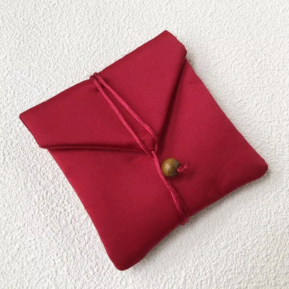 1/5PCS Envelope Flip Style Jewelry Storage Pouch Anti Tarnish Anti Scratch Velvet Jewelry Bag Soft Smooth Texture
1/5PCS Envelope Flip Style Jewelry Storage Pouch Anti Tarnish Anti Scratch Velvet Jewelry Bag Soft Smooth Texture