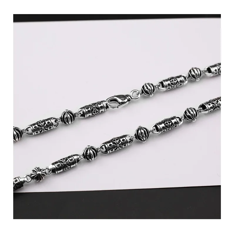 Crowe Hollow Cross Print Personalized Hip Hop Fashion Necklace for Men and Women
Crowe Hollow Cross Print Personalized Hip Hop Fashion Necklace for Men and Women