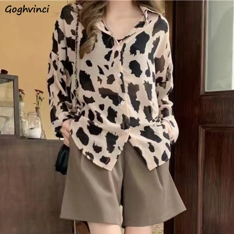 Shirts Women Casual Korean Fashion Leopard Chiffon All-match Streetwear Comfortable Daily Students Popular Trendy Ins Summer
Shirts Women Casual Korean Fashion Leopard Chiffon All-match Streetwear Comfortable Daily Students Popular Trendy Ins Summer