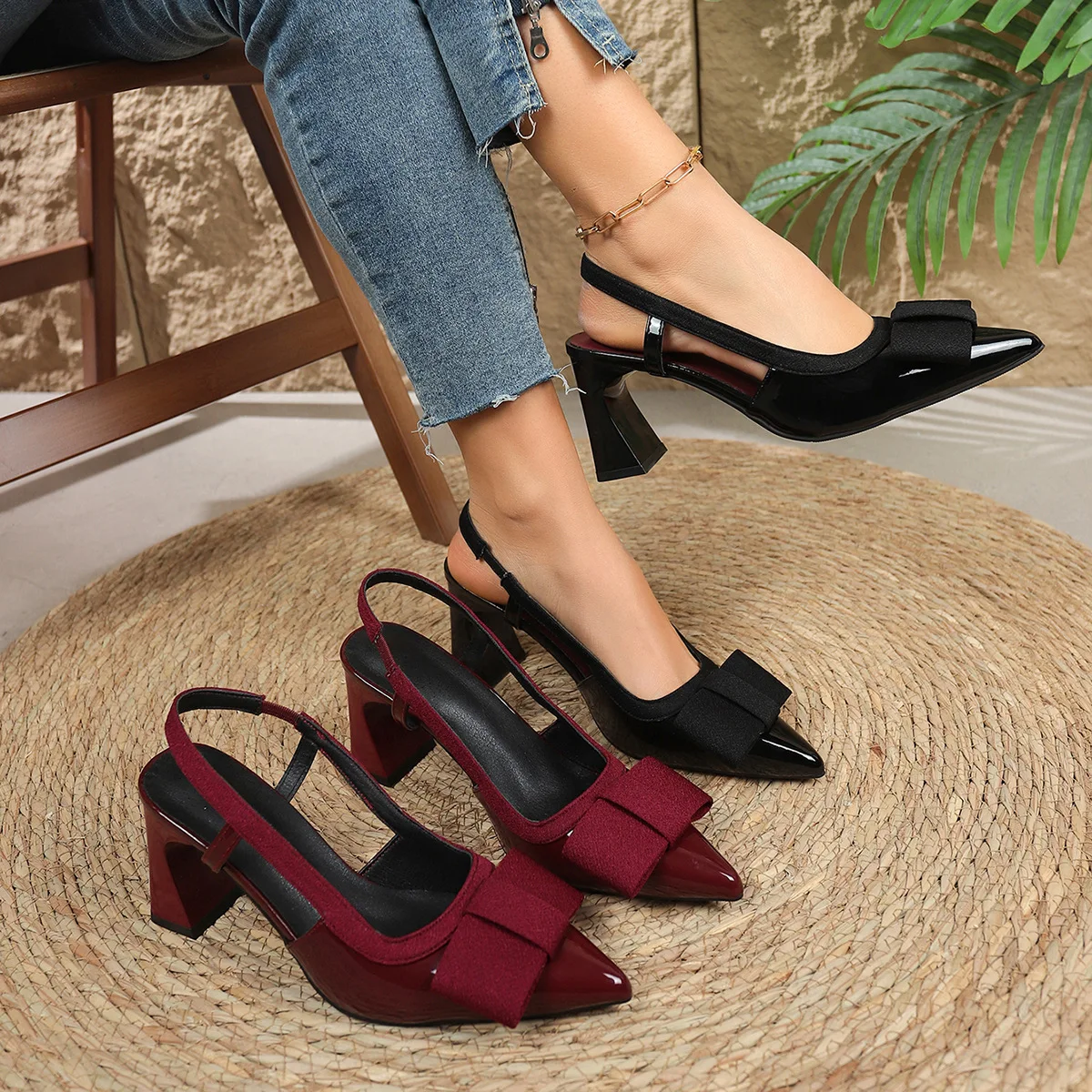 luxury Patent Leather Heeled Sandals Women Bow Slingback Shoes Elegant Cozy Banquet Dress Shoes
luxury Patent Leather Heeled Sandals Women Bow Slingback Shoes Elegant Cozy Banquet Dress Shoes