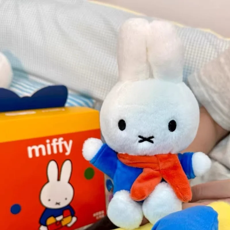 В наличии: Подарочный набор Miffy – мягкая плюшевая игрушка Marktuube, классическая аниме-кукла, коллекционная серия, очаровательные украшения
В наличии: Подарочный набор Miffy – мягкая плюшевая игрушка Marktuube, классическая аниме-кукла, коллекционная серия, очаровательные украшения