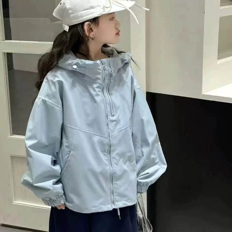 Girls Hooded Windbreaker 2026, Big Kids Chic Spring Jacket Zip-Up Top Outdoor Casual Coat New Arrival
Girls Hooded Windbreaker 2026, Big Kids Chic Spring Jacket Zip-Up Top Outdoor Casual Coat New Arrival