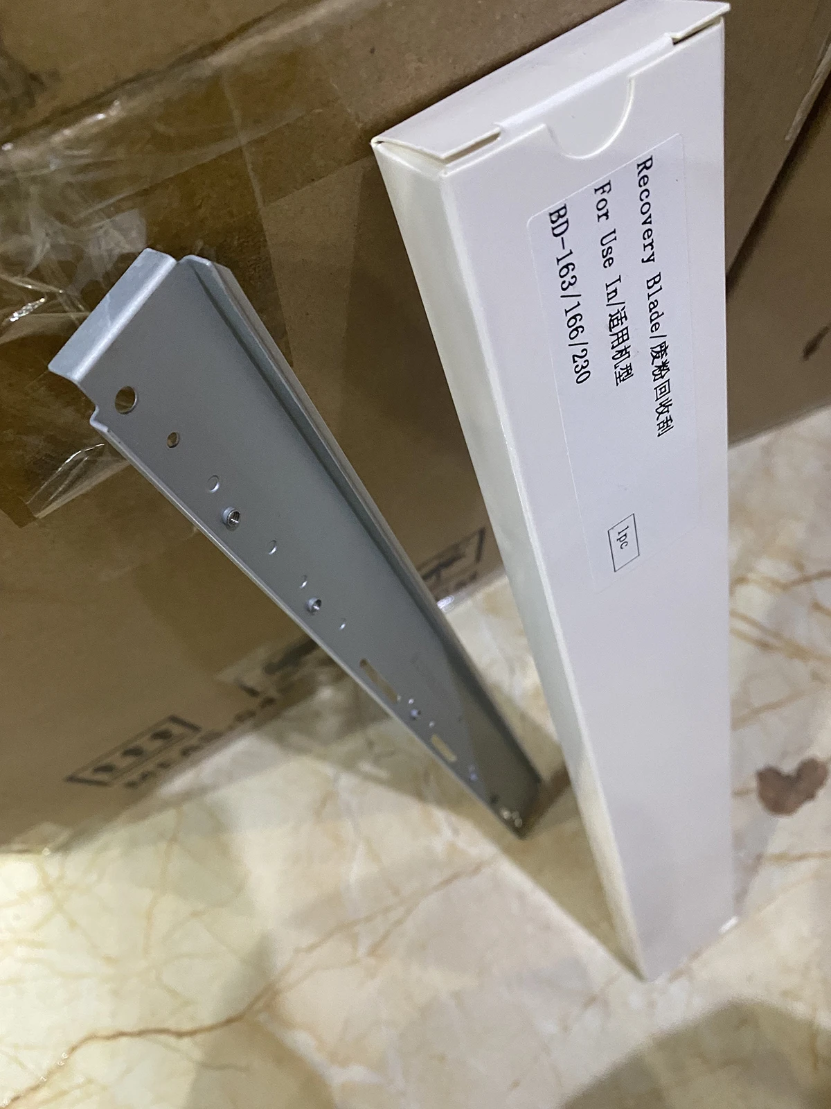 Лезвие восстановления тонера для Toshiba 163 165 166 167 181 182 195 203 205 206 207 223 225 232 233 237 242 255 282 283 305 355 455
Лезвие восстановления тонера для Toshiba 163 165 166 167 181 182 195 203 205 206 207 223 225 232 233 237 242 255 282 283 305 355 455