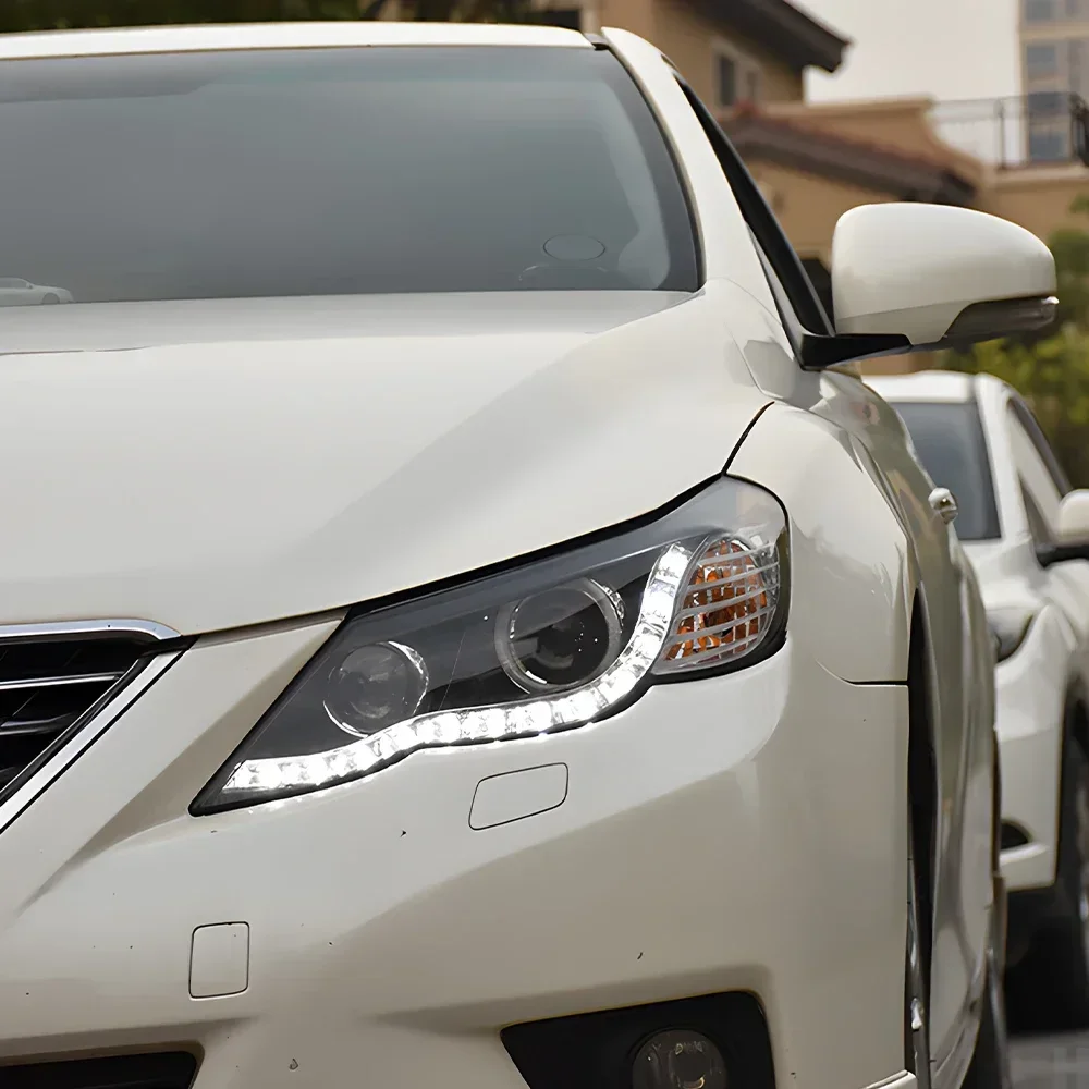 Автомобильные передние фонари для Toyota REIZ MARK X 2010-2012, все новое обновление, светодиодный стиль «Демон глаз», два линзы проектора, горячая распродажа, аксессуары
Автомобильные передние фонари для Toyota REIZ MARK X 2010-2012, все новое обновление, светодиодный стиль «Демон глаз», два линзы проектора, горячая распродажа, аксессуары
