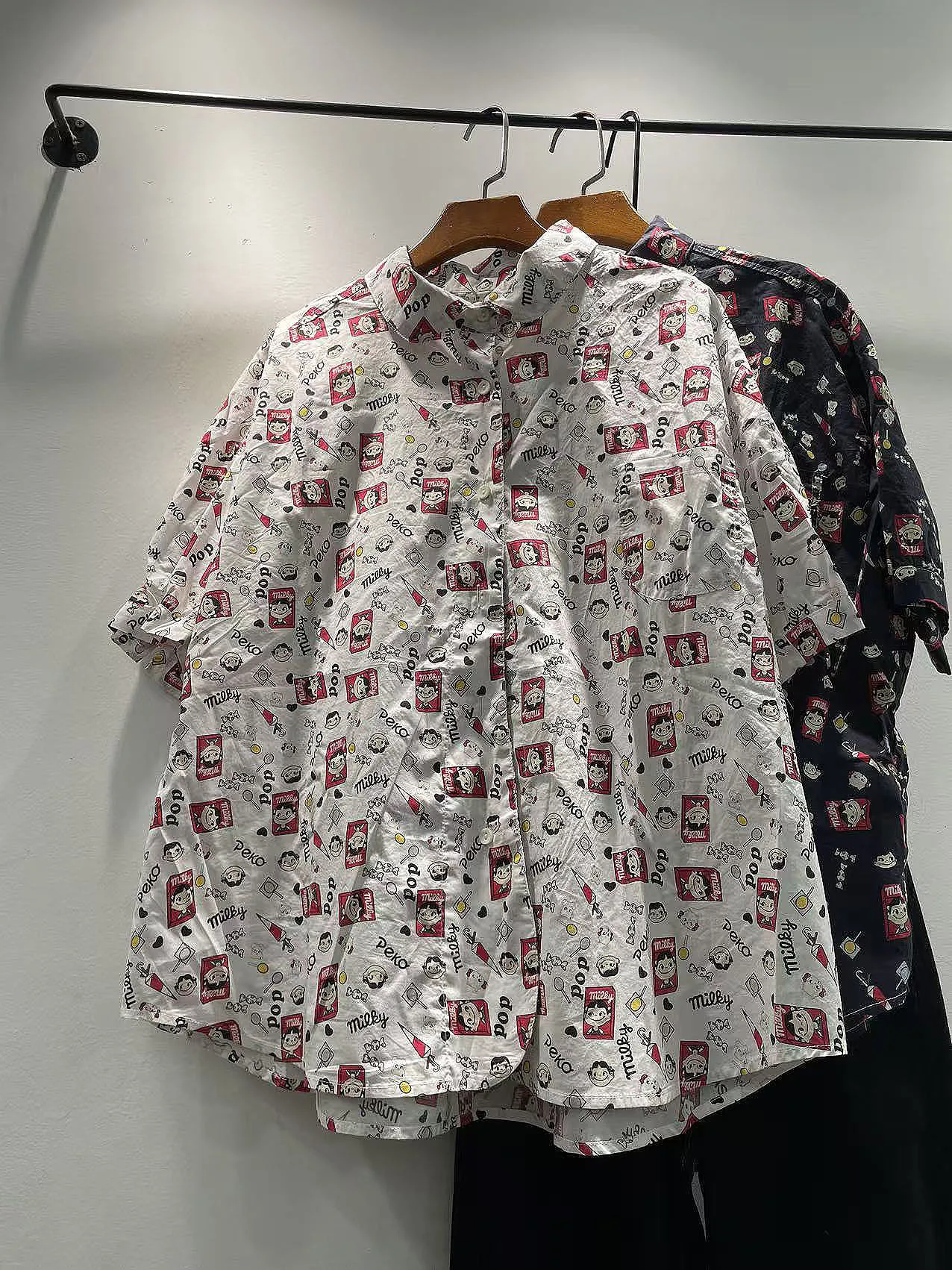 Summer 2026 Women's Loose Fit Cotton Print Collared ort Sve irt Korean Sle Casual Breathable Faion for Young Girls
Summer 2026 Women's Loose Fit Cotton Print Collared ort Sve irt Korean Sle Casual Breathable Faion for Young Girls