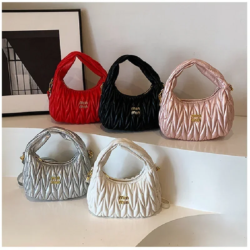 Pleated Cloud Ladies Handbags High Quality PU Shopping Shoulder Bags for Women Removable Shoulder Strap Crossbody Bag Small Bags
Pleated Cloud Ladies Handbags High Quality PU Shopping Shoulder Bags for Women Removable Shoulder Strap Crossbody Bag Small Bags
