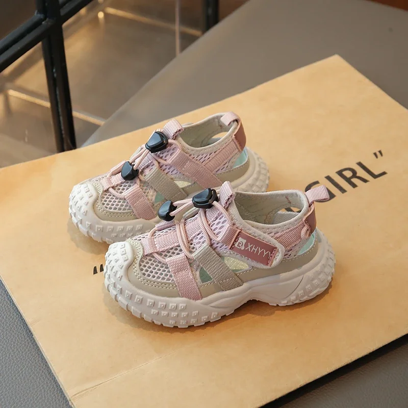Летняя детская повседневная обувь с дышащей сеткой для мальчиков и девочек, нескользящие спортивные сандалии с цветными блоками для малышей, легкая пляжная обувь
Летняя детская повседневная обувь с дышащей сеткой для мальчиков и девочек, нескользящие спортивные сандалии с цветными блоками для малышей, легкая пляжная обувь