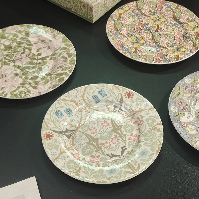 Stylish Flower Pattern Round Plate Exquisite Retro Home Dinner Plate Steak Plate Premium Gift Box Set for Wedding Birthday Gift
Stylish Flower Pattern Round Plate Exquisite Retro Home Dinner Plate Steak Plate Premium Gift Box Set for Wedding Birthday Gift