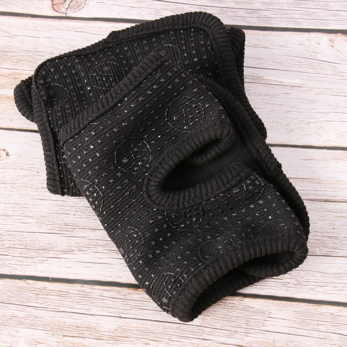 Pet Knee Pad Warm Cover Dog Leg Protectors Brace Pads Guard Wrap Protective Gear Rear Sleeve
Pet Knee Pad Warm Cover Dog Leg Protectors Brace Pads Guard Wrap Protective Gear Rear Sleeve
