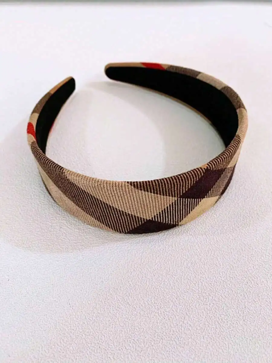 Wide Plaid Headband For Women Polyester Fleece Bohemian Casual Street Style Hair Accessory
Wide Plaid Headband For Women Polyester Fleece Bohemian Casual Street Style Hair Accessory