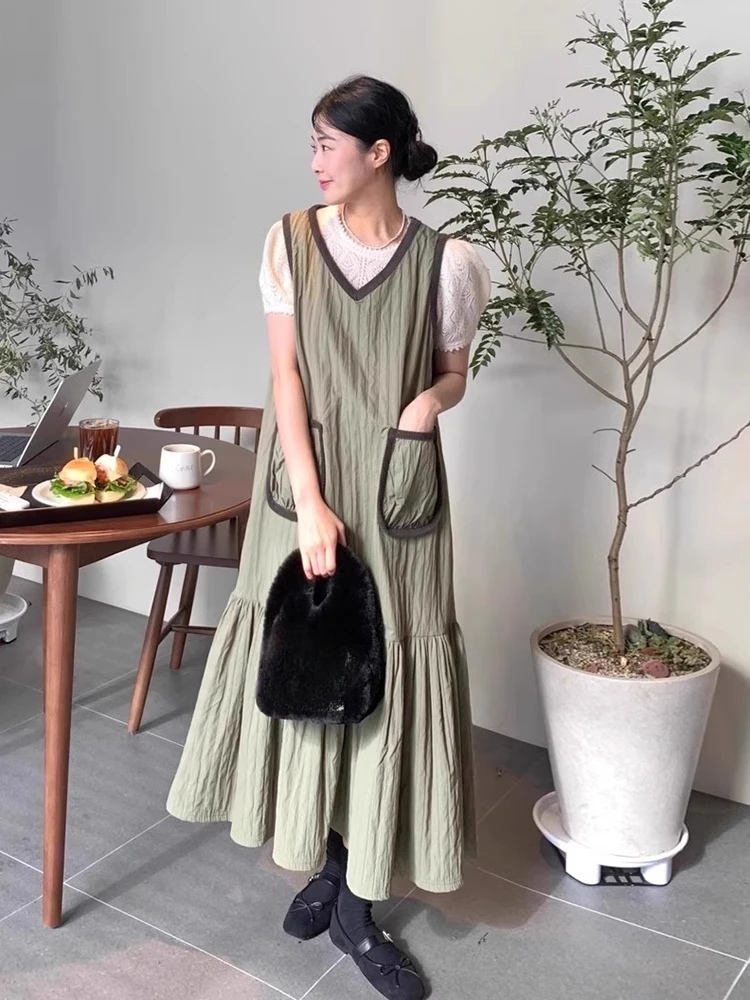 Korean Fashion Matching Sets Hook Flower Hollow Knit Crop Tops Folds Pockets Patchwork Vest Dress Casual Loose Women's Clothing
Korean Fashion Matching Sets Hook Flower Hollow Knit Crop Tops Folds Pockets Patchwork Vest Dress Casual Loose Women's Clothing