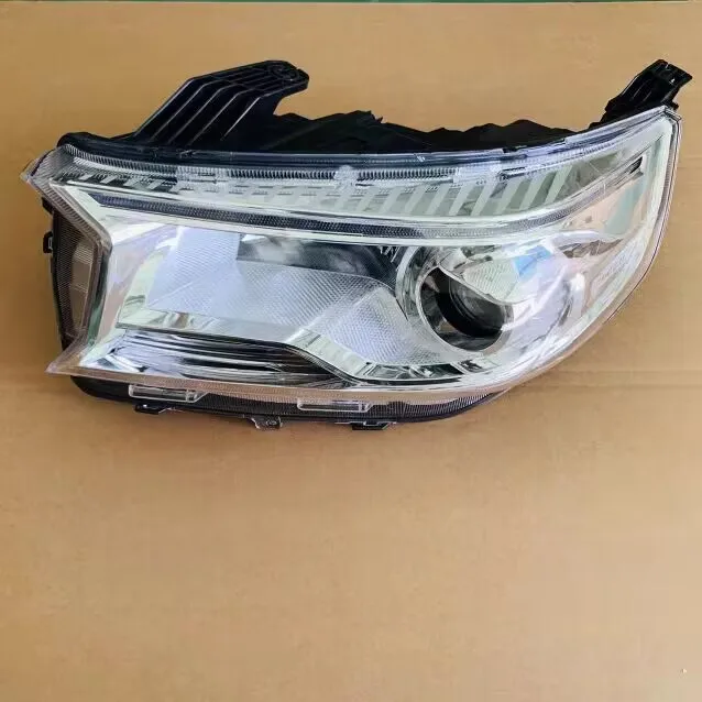 Front Lamp Headlight Turn Signal Fog Lamp Assembly for Changan Hunter Kaicene F70 4121010-BU01 4121010-BU02 4121010-BU05
Front Lamp Headlight Turn Signal Fog Lamp Assembly for Changan Hunter Kaicene F70 4121010-BU01 4121010-BU02 4121010-BU05