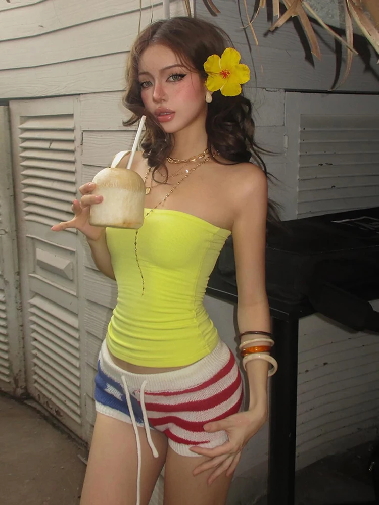 Whatiwear Sweet Style 2 Piece Set Women Sexy Backless Strapless Tops+Pentagram Stripes Patchwork Shorts Street Fashion Outfits
Whatiwear Sweet Style 2 Piece Set Women Sexy Backless Strapless Tops+Pentagram Stripes Patchwork Shorts Street Fashion Outfits